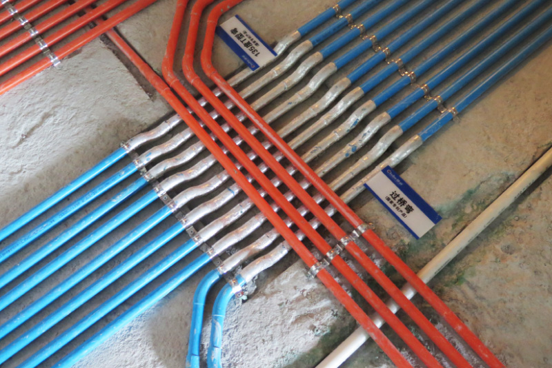 ���b����չʾ